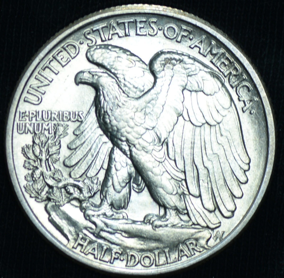 1942 50C Walking Liberty Half Dollar BU ~ 26391