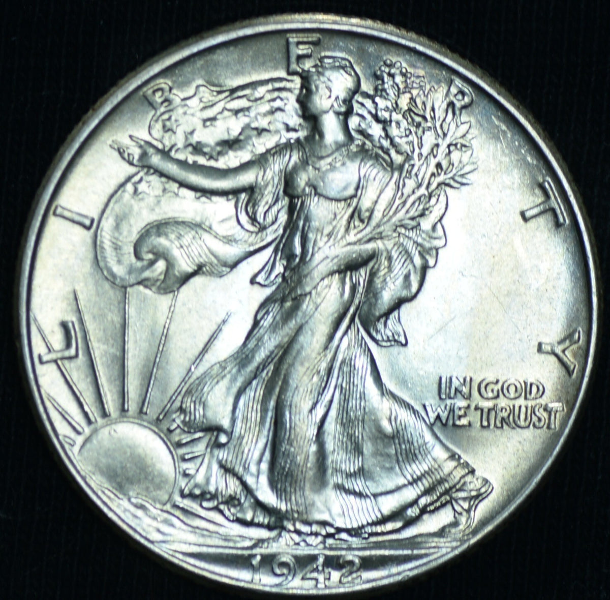 1942 50C Walking Liberty Half Dollar BU ~ 26391