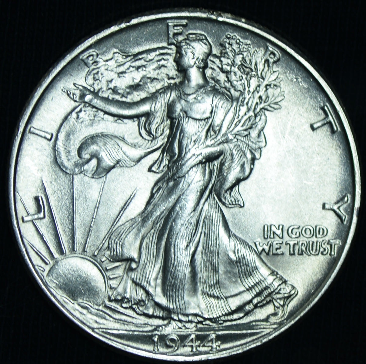 1944 50C Walking Liberty Half Dollar BU ~ 26240