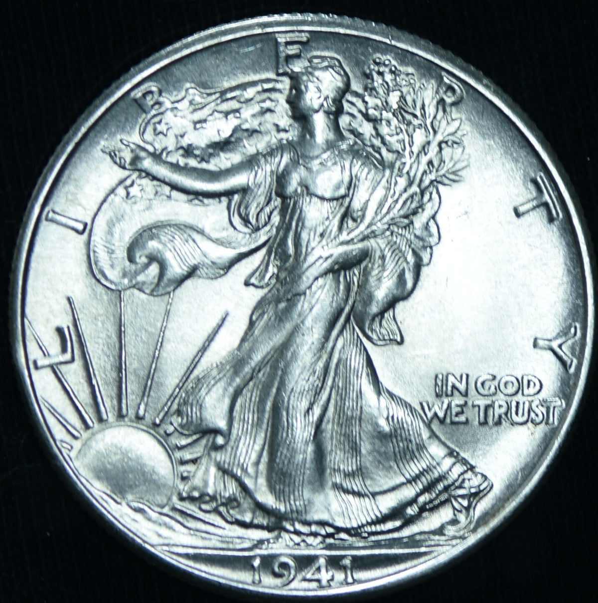 1941 50C Walking Liberty Half Dollar BU ~ 26246